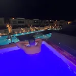 Lovely 1 Bedroom With Private Heated Jacuzzi At Sholan El Gouna