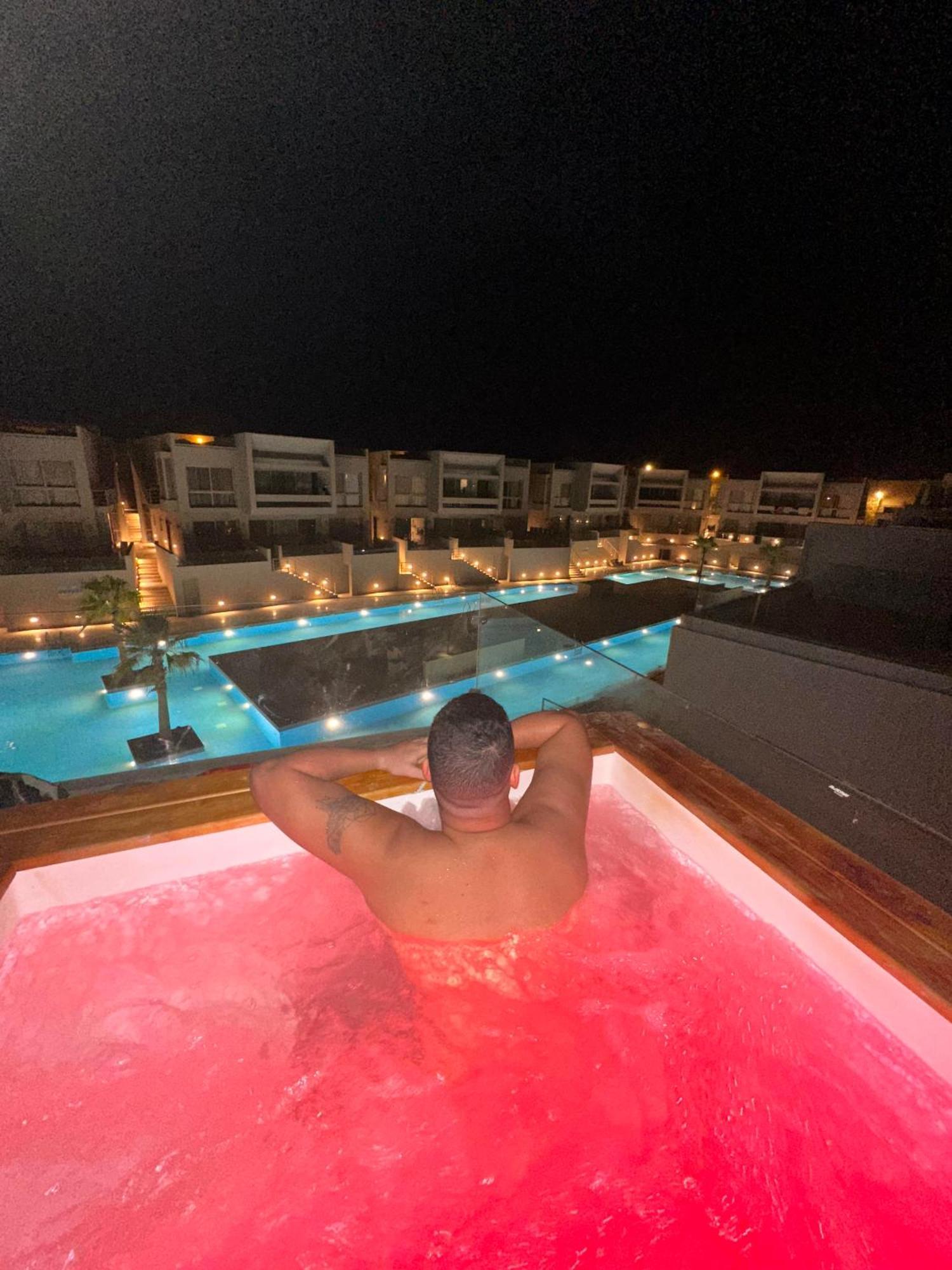 Lovely 1 Bedroom With Private Heated Jacuzzi At Sholan El Gouna * Hurghada